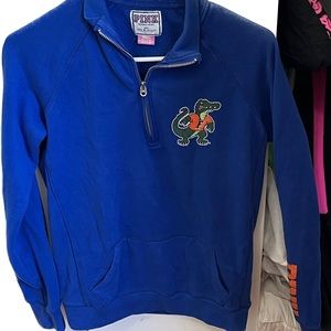 Gators sweatshirt